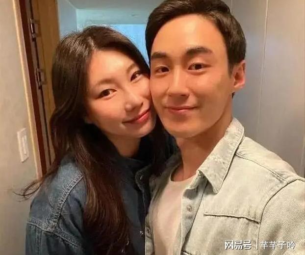 海棠嫁小14岁男友老牛吃嫩草？m6米乐韩国版萧亚轩一枝梨花压(图3)