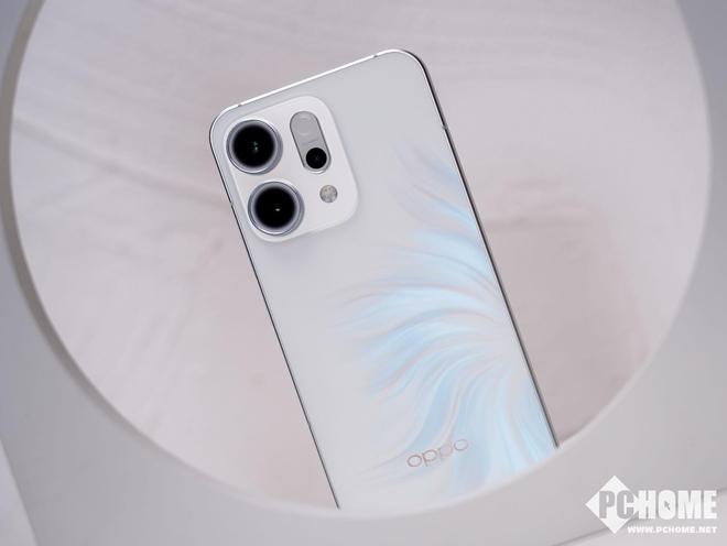 公布 Live图神机2799元起OPPO Reno14系列价格(图5)