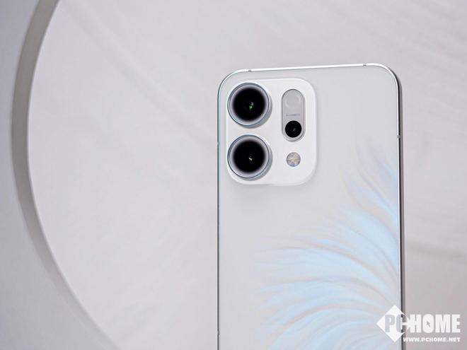 公布 Live图神机2799元起OPPO Reno14系列价格(图4)