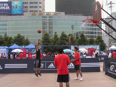 栏--街球挑战赛武汉赛区小记者专(图3)